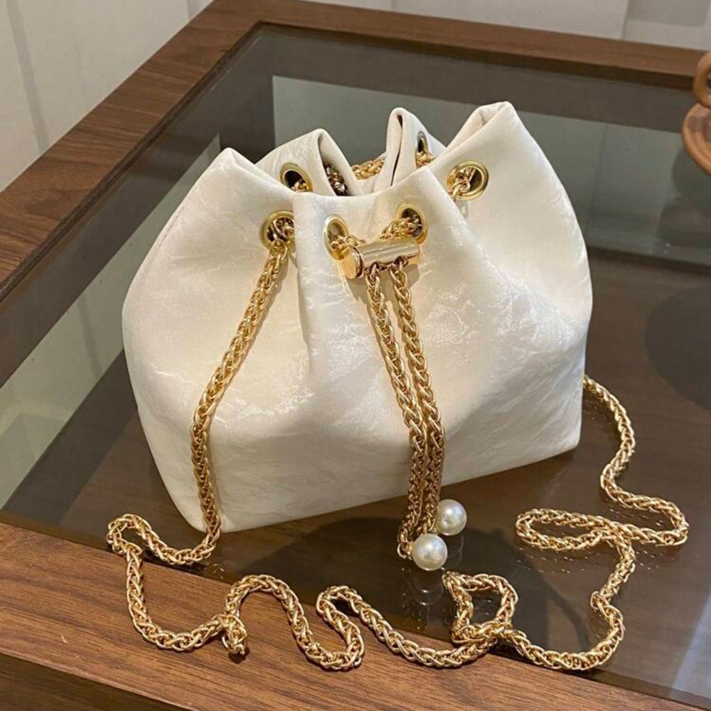 Elegant White and Gold Chain Bucket Bag